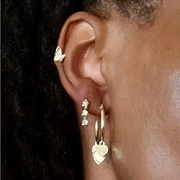 ❌ 14K Gold Heart Hoop Earrings - No Longer Available - Picture 5 of 7